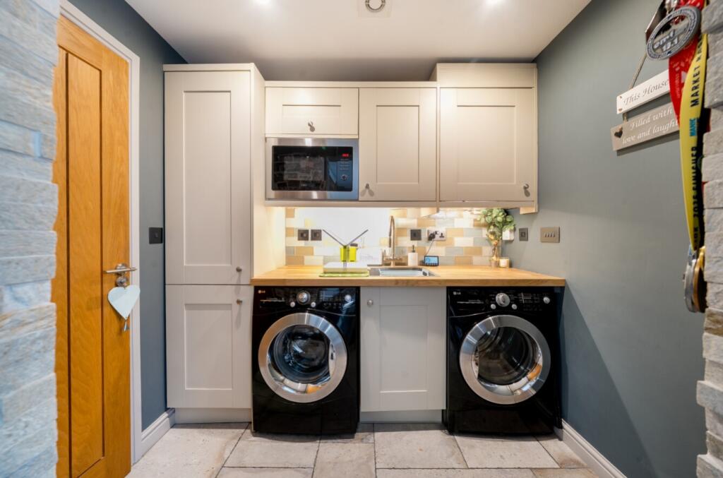 Holt Farm Paddock, Swinderby, Lincoln, Lincolnshire, LN6