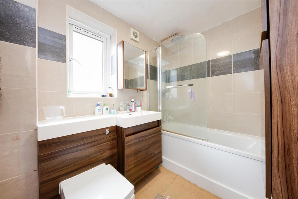 Ringwood Gardens.jpg