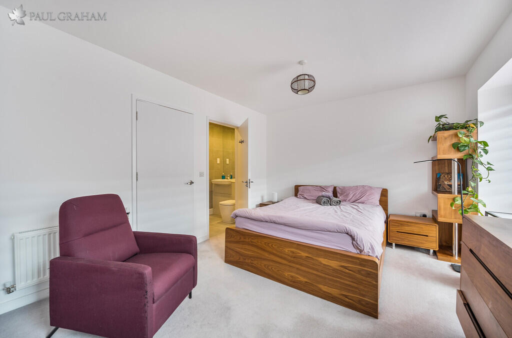 f61ce92e-e0a6-4b9...