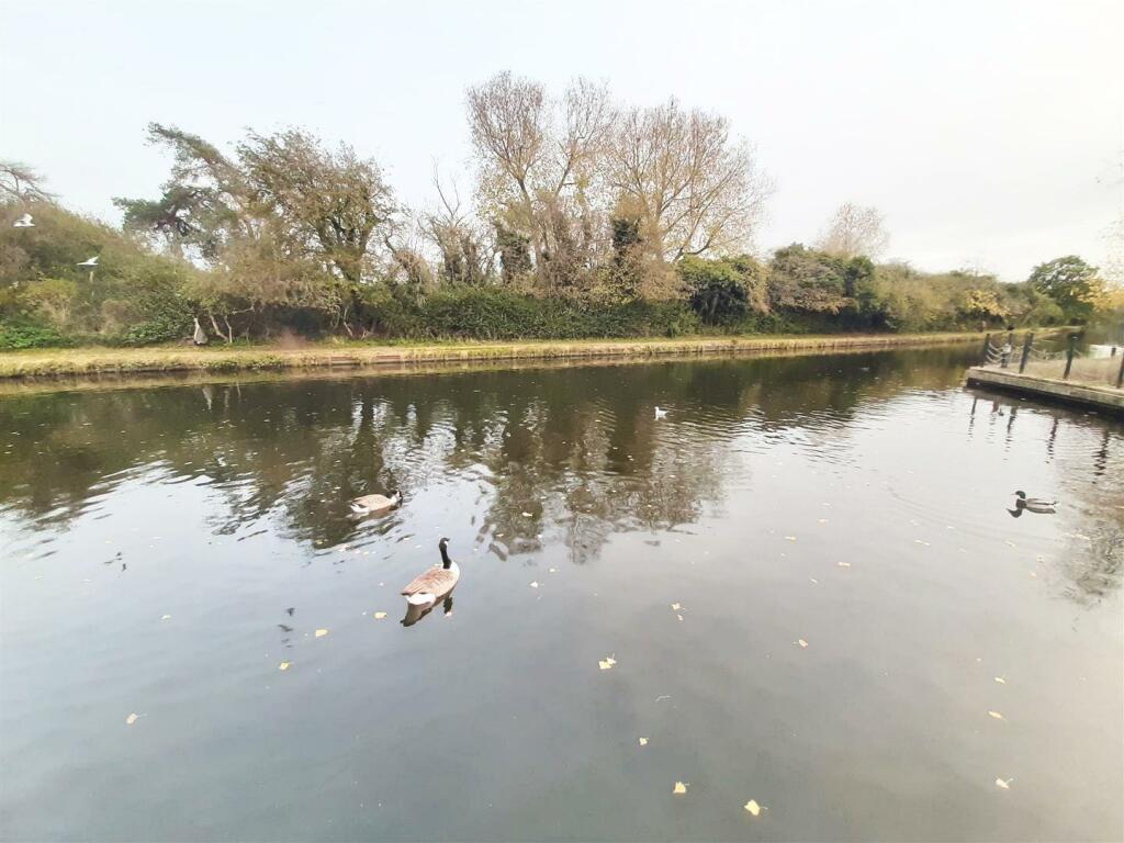 Canal Footpaths