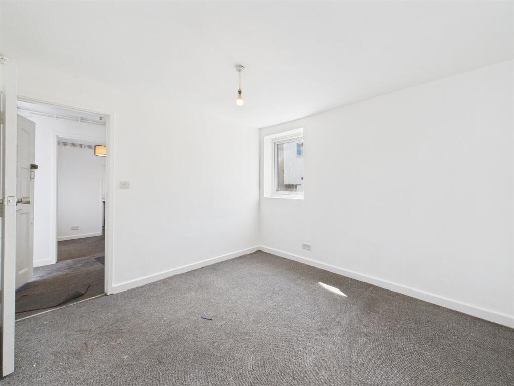 3 - one bed flat easton.jpg