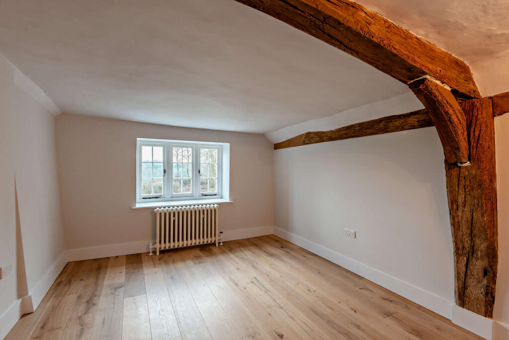 8636274interior23800
