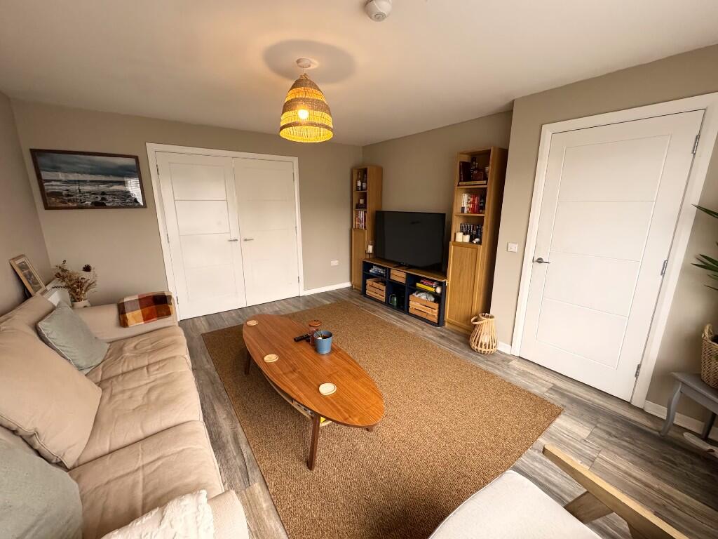 Lounge 2