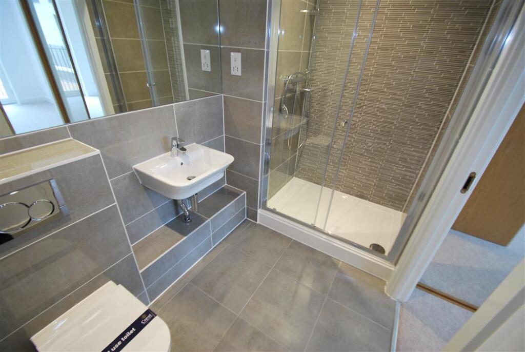 En-suite Bathroom