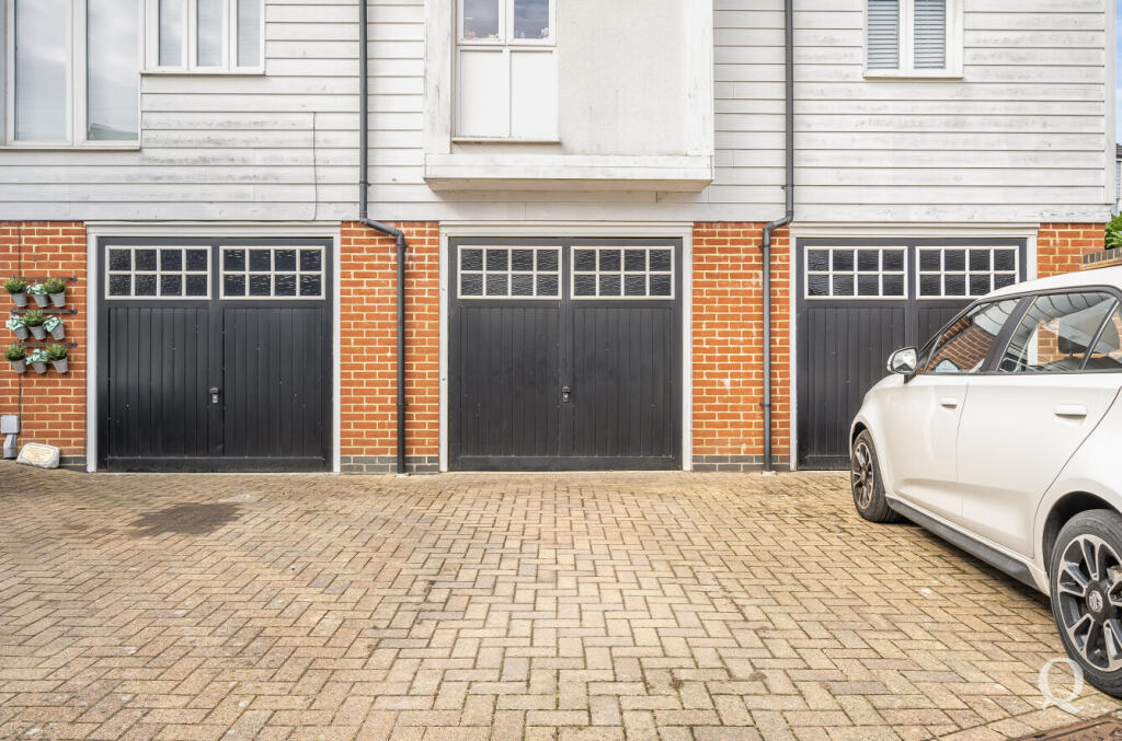 9f267c5d-e57c-470...