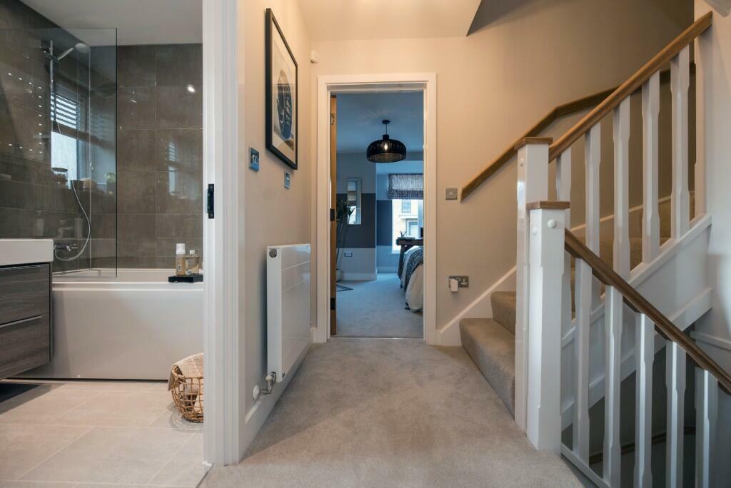Landing/Bathroom