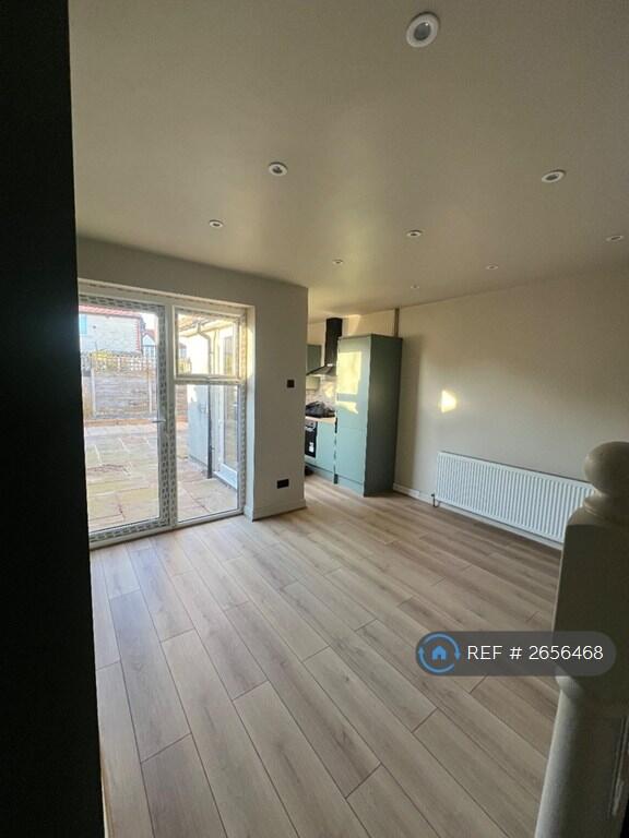 Lockerbie Avenue, Thornton-Cleveleys, FY5