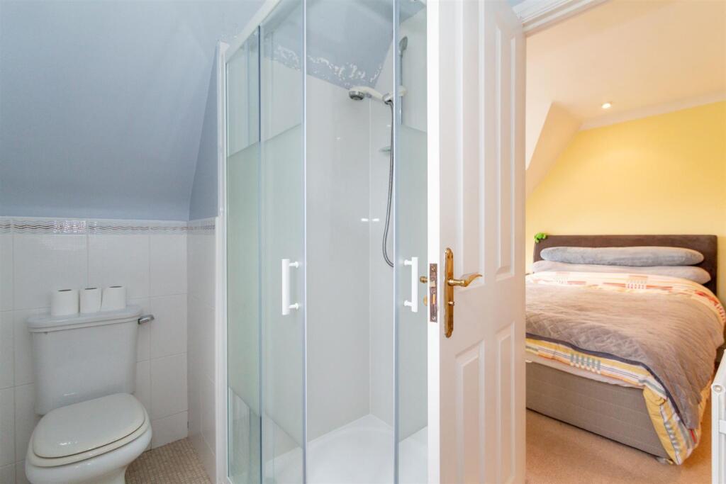 En Suite Shower Room 2