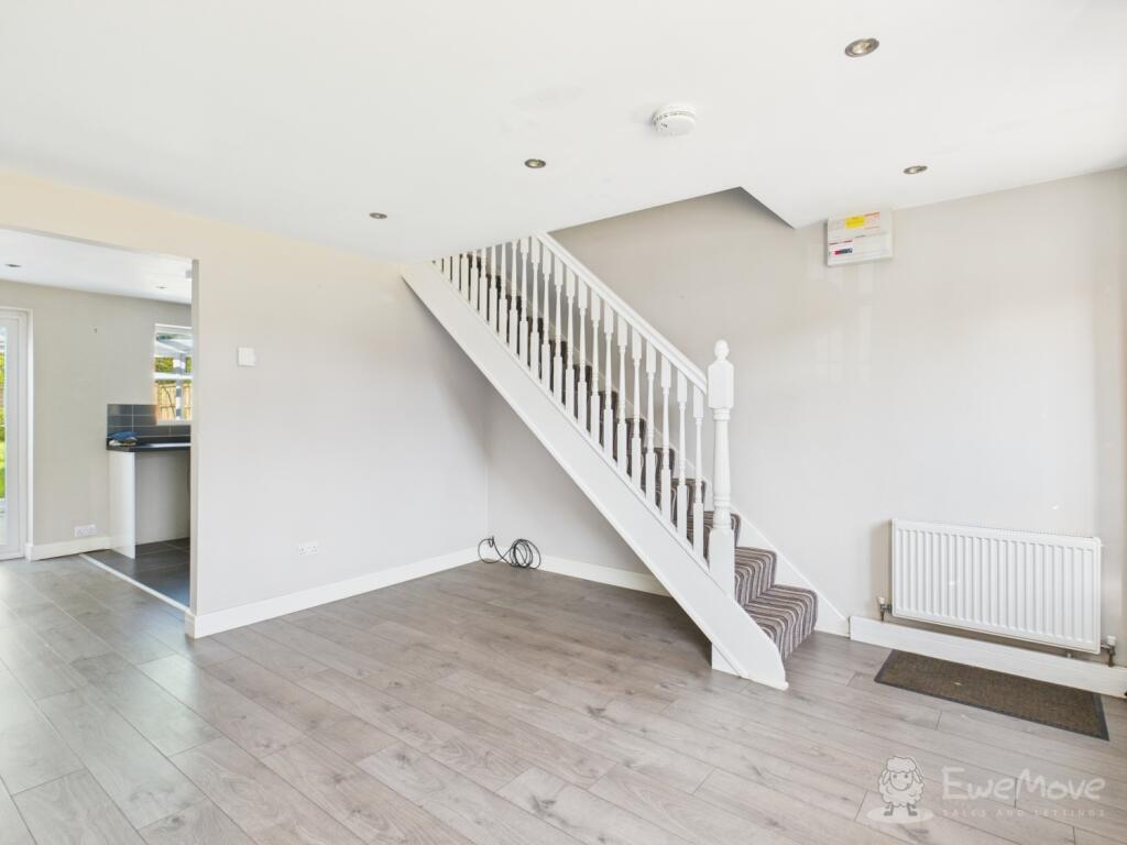 Lounge - EweMove Cheadle Hulme and Wilmslow