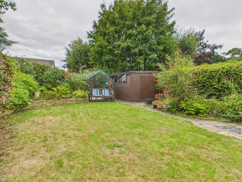 CAM02545G0-PR0483-STILL013