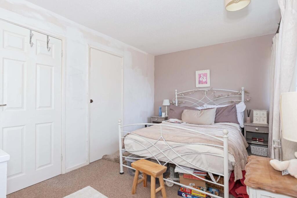 Shadwells Close_3.jpg