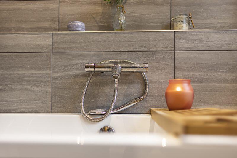 Bath/Shower/WC