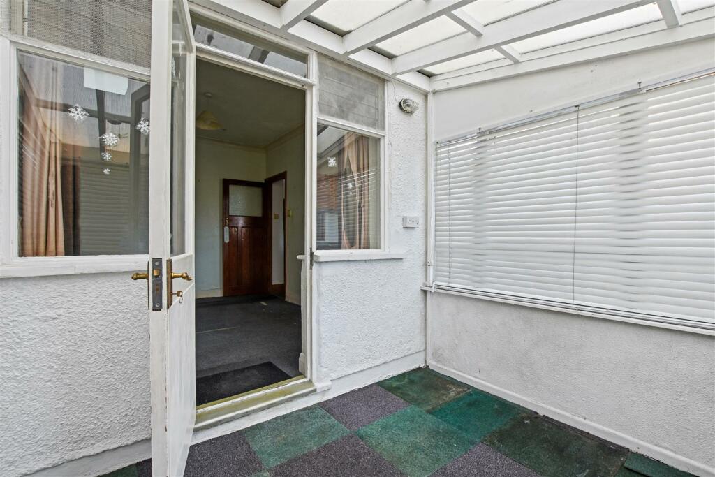 06-c1f3GCWT - 208 Portland Crescent - Conservatory