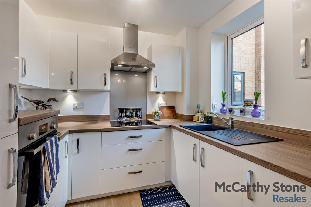 8641038-interior17-800.jpg