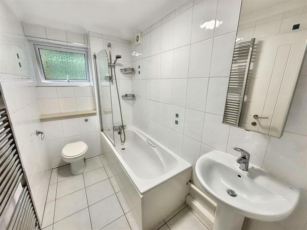 Bathroom.jpeg
