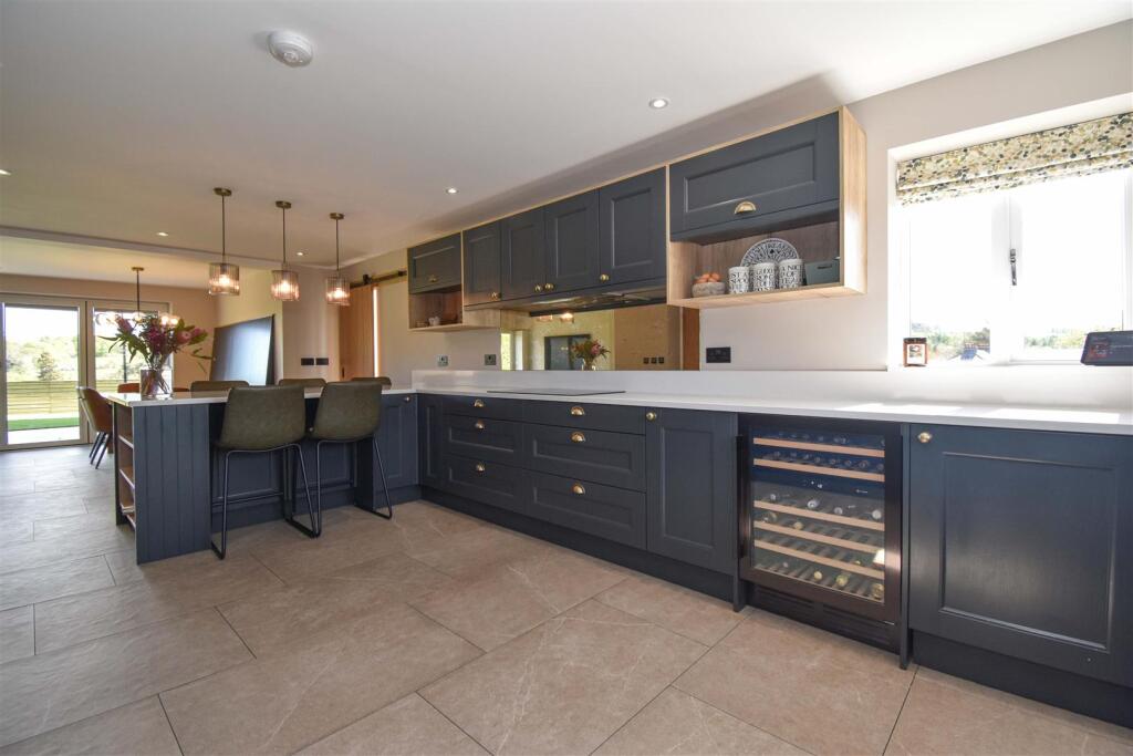 Malvern Kitchen c.jpg