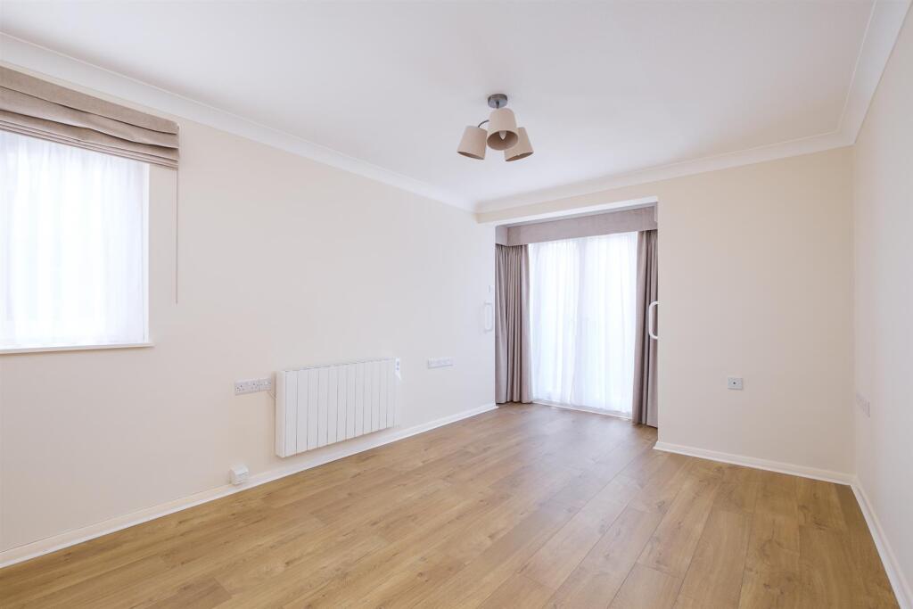 untitled (13 of 18).jpg