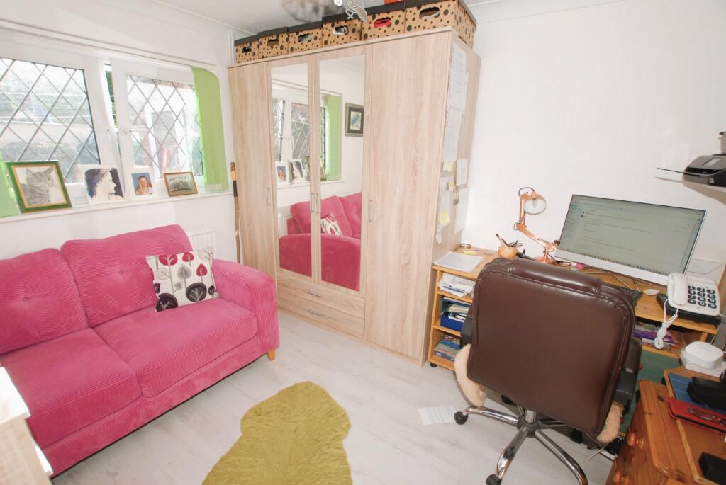 Bedroom/Study