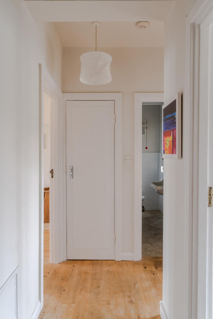 264690 - 56 Marine Court-13.jpg