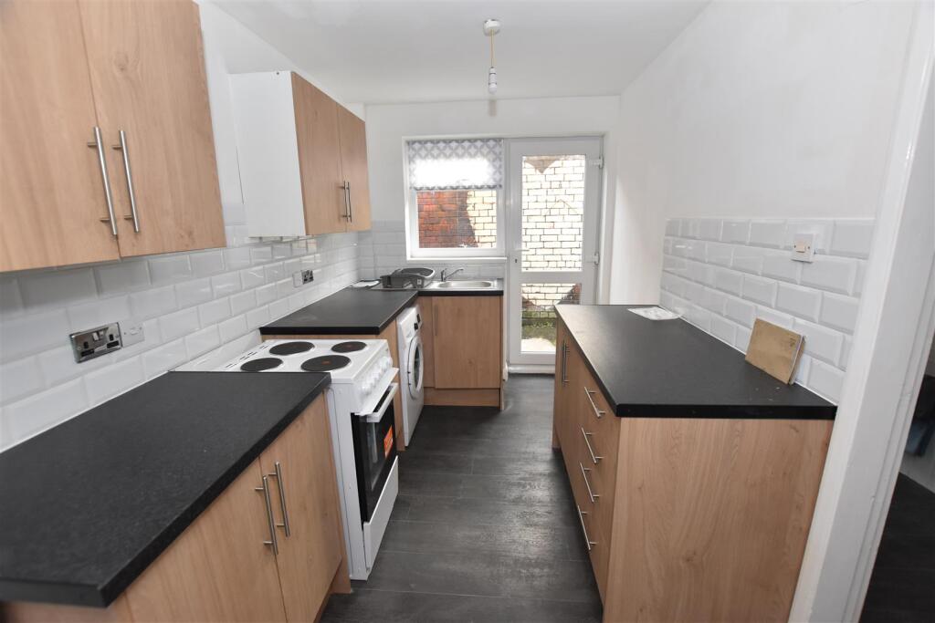 Kitchen.JPG