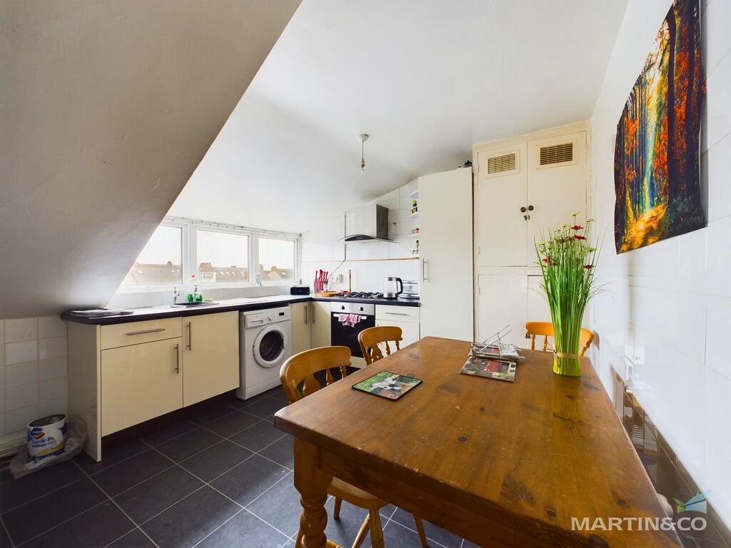 CAM03111G0-PR0269...