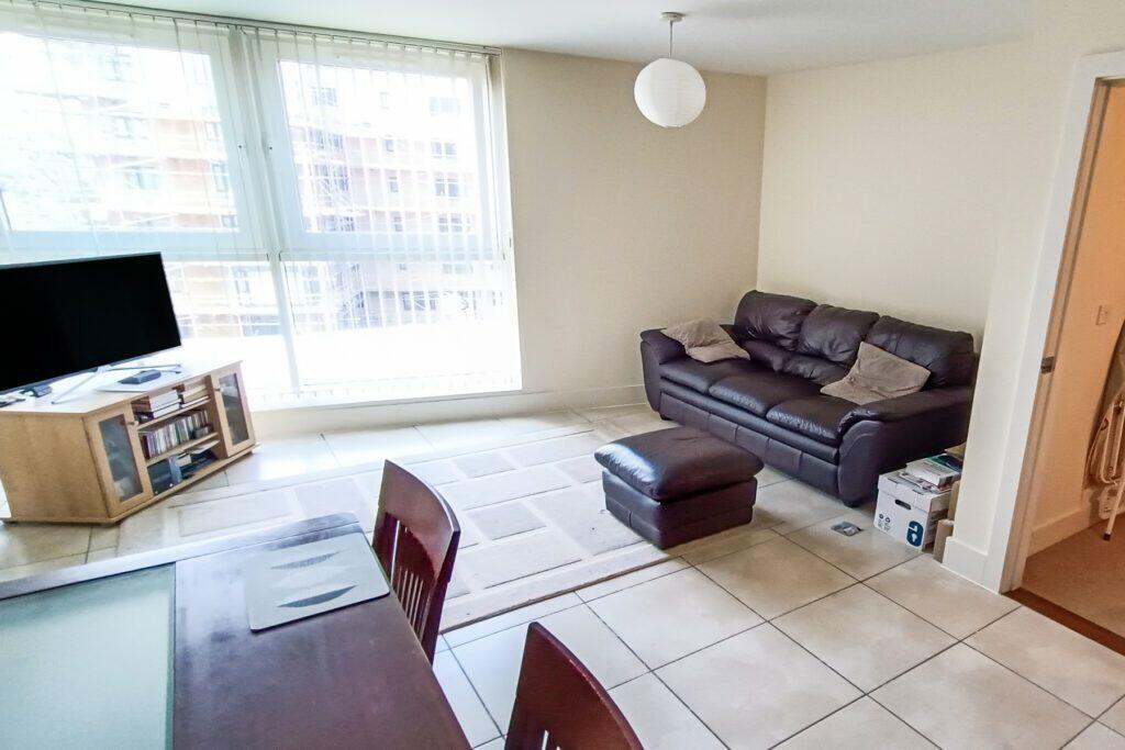 Alderney House, Ferry Court, Cardiff- Lounge