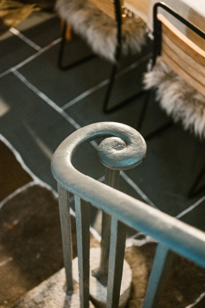 240389 - B0008526.jpg