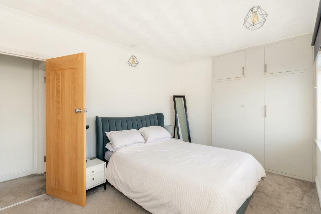 S7L6LBR - Bedroom C.jpg