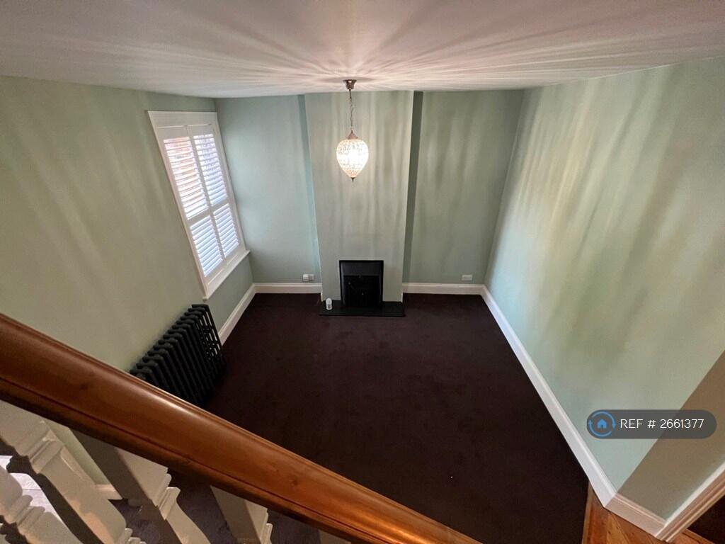 Dining Area 1