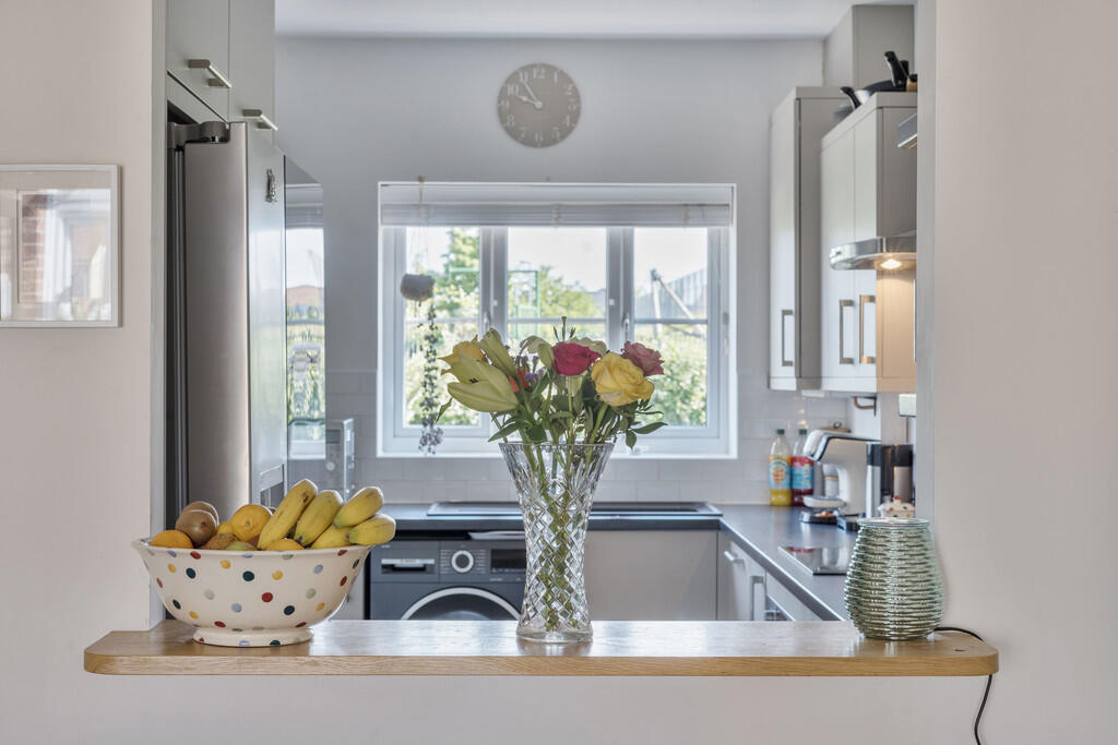 1296998-23-682c4b...