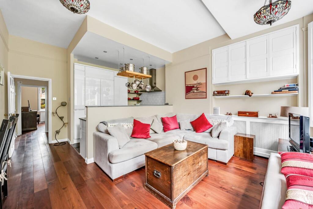 Flat 1, 59 Barrowgate Road-6.jpg