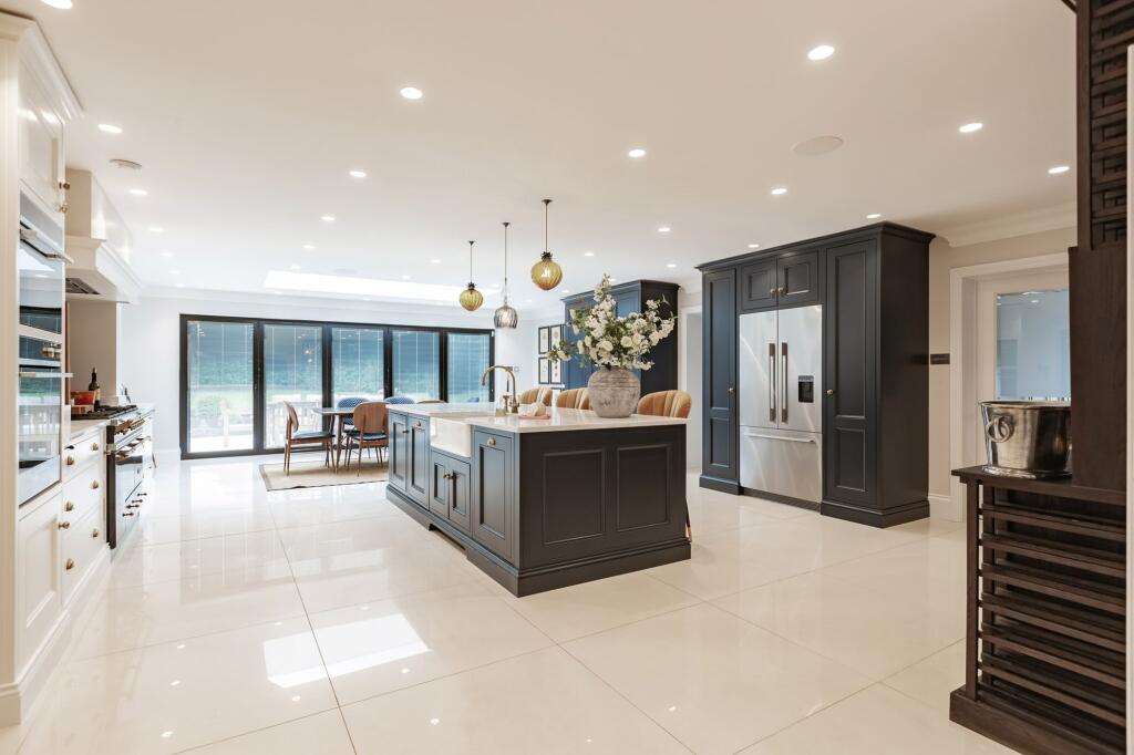 Kitchen/Dining