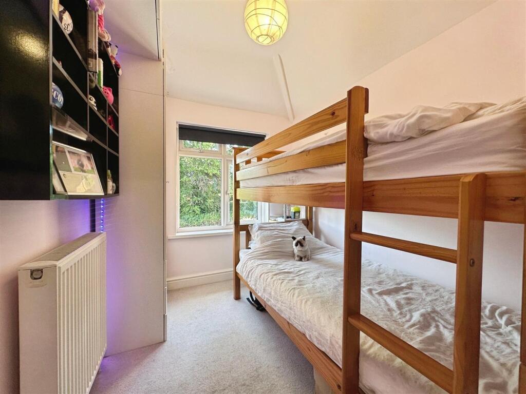 12ed4943--4604-B906-04D64B7B7D5C-36581-00002987F85