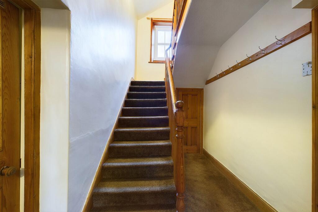 CAM04201G0-PR0030-STILL012