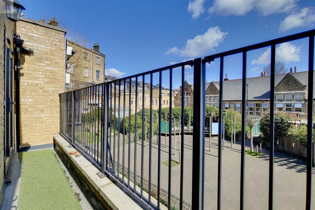 3_Terrace-0.jpg