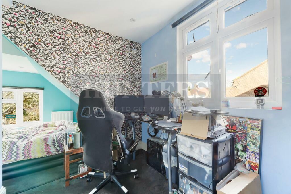 KNIGHWOOD CRESCENT, 23-33.JPG