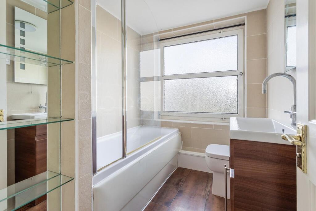 2703202510_PTIME_73 Quickswood _NW3 3RT_015.jpg