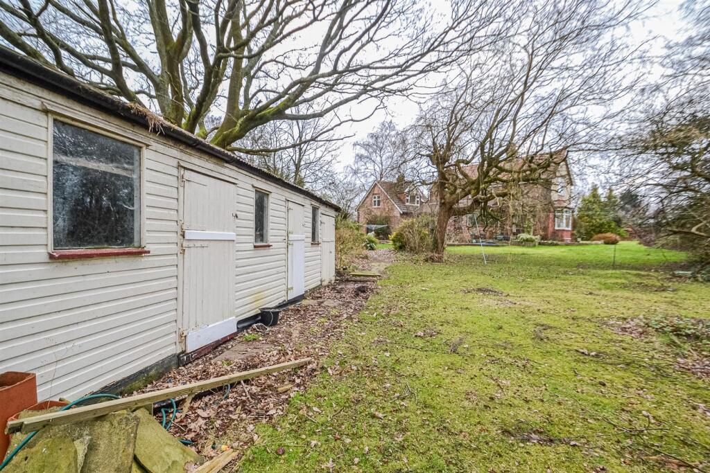 Rear Elevation &amp; Stable View