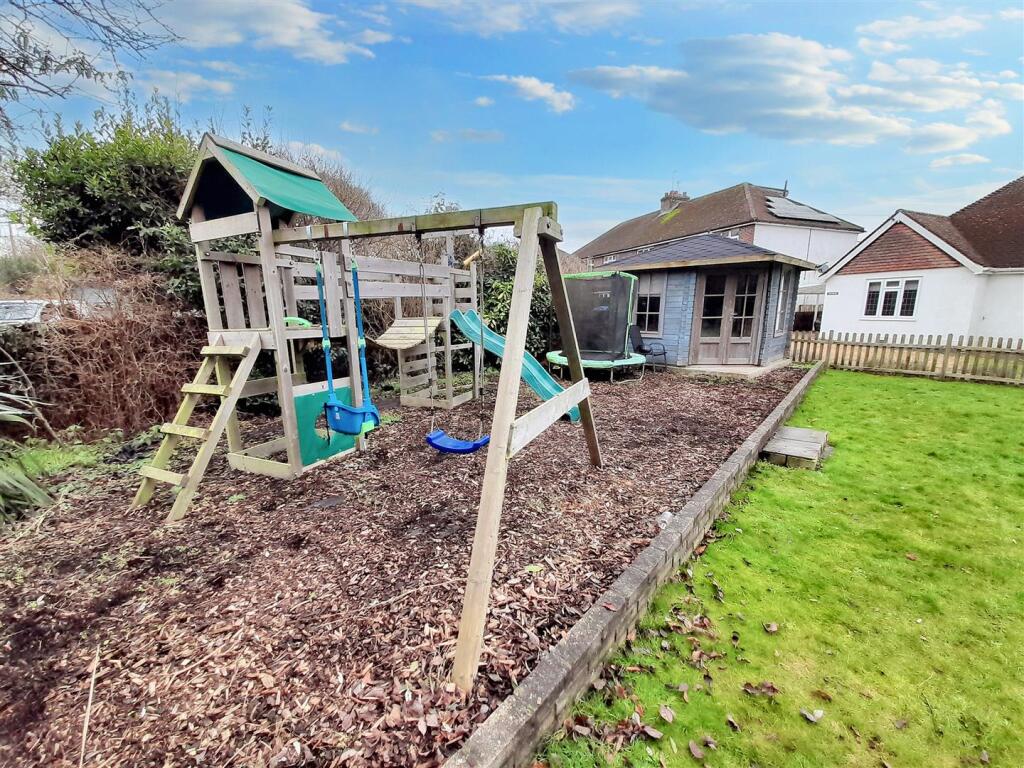 Garden 3 new.jpg