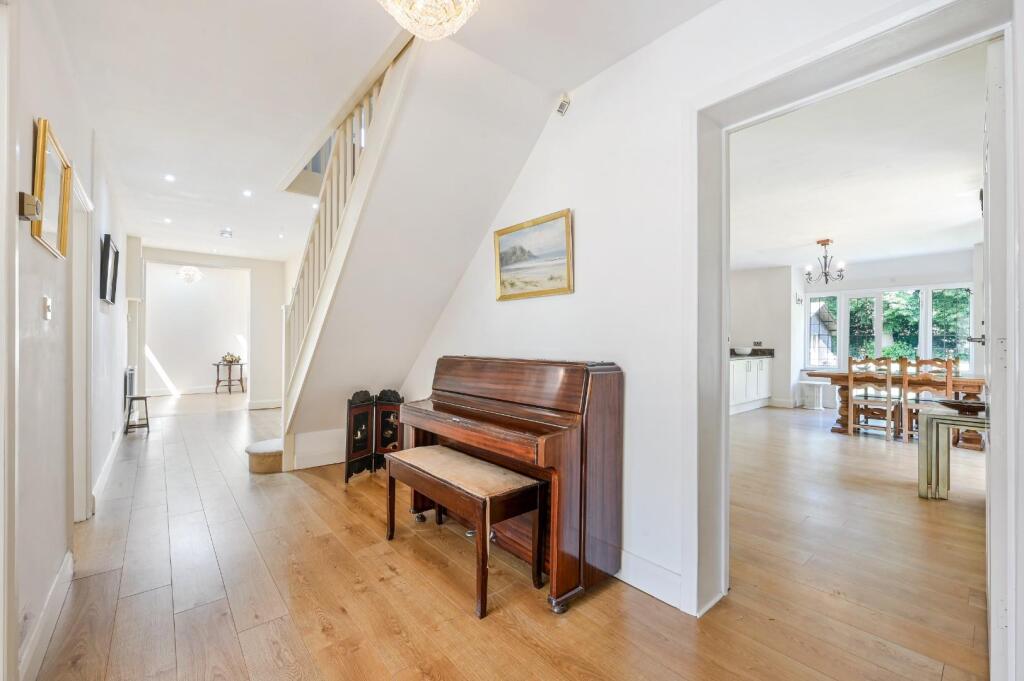 TADORNE ROAD (19).jpg