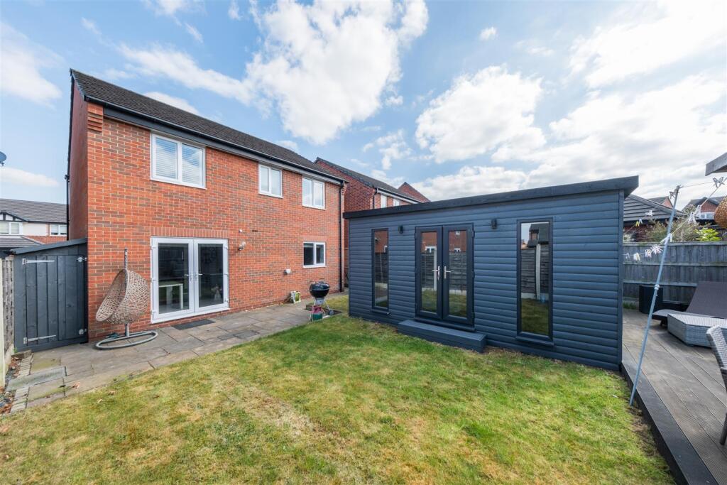 22 Wells Avenue-037.jpg