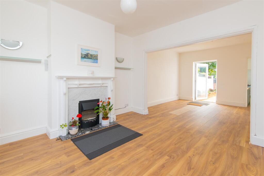 home-549.jpg
