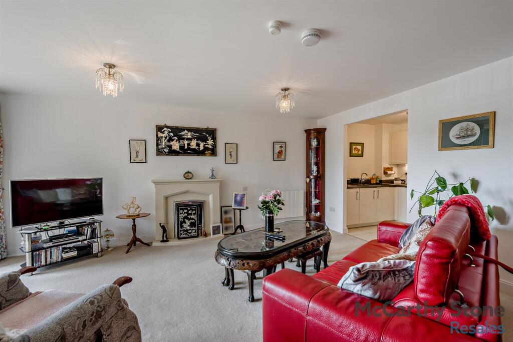 8645474-interior15-800.jpg