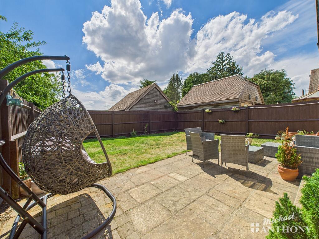 CAM02773G0-PR0326-STILL007