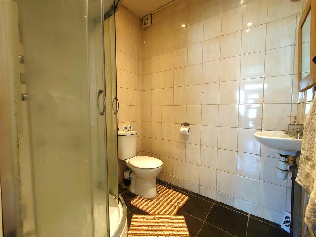 Downstairs Shower Rm