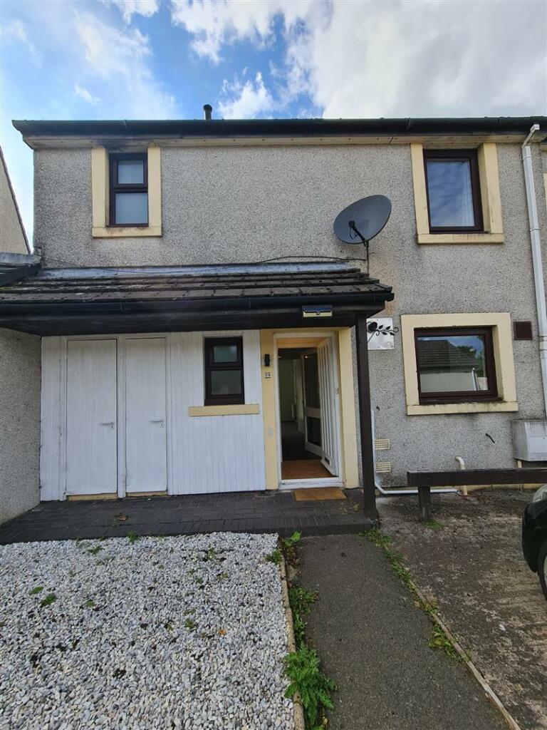 9 Powgree Crescent External.jpg
