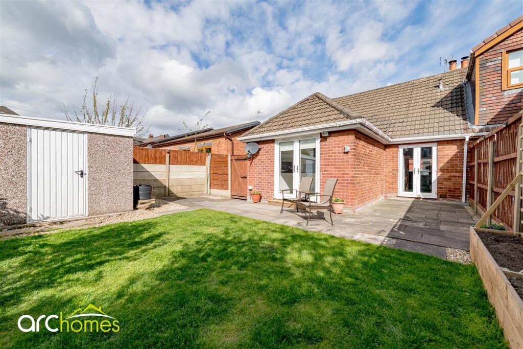 Tyldesley Old-25.jpg