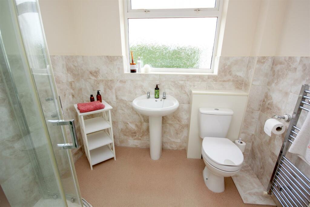 Shower room.jpg