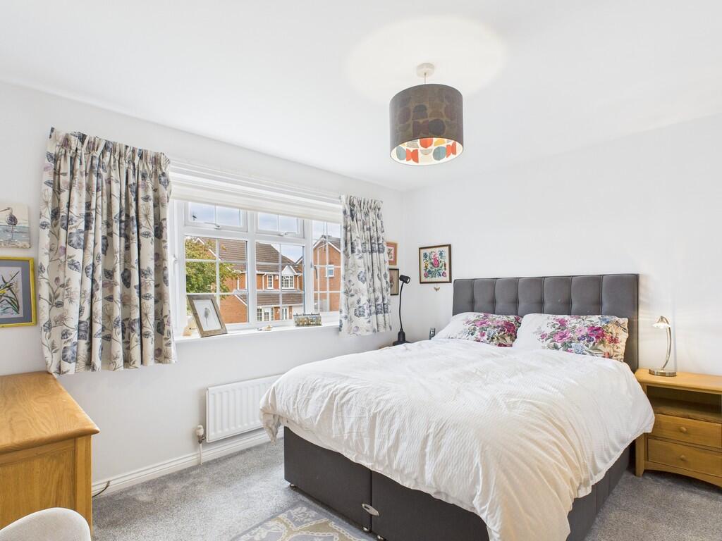 CAM03582G0-PR0136...