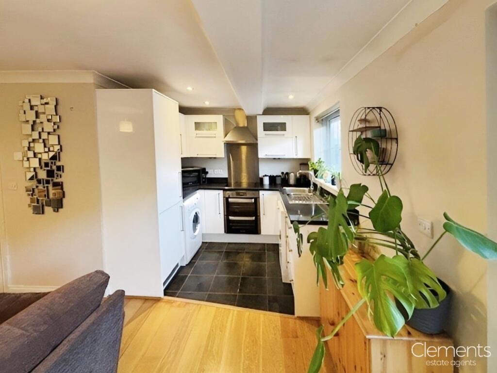 0a80f42c-Kitchen 202.jpg